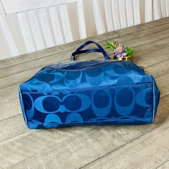 COACH Laura Large Designer Logo TOTE F18336 Luxury LEATHER BAG Purse - Picture 6 of 10